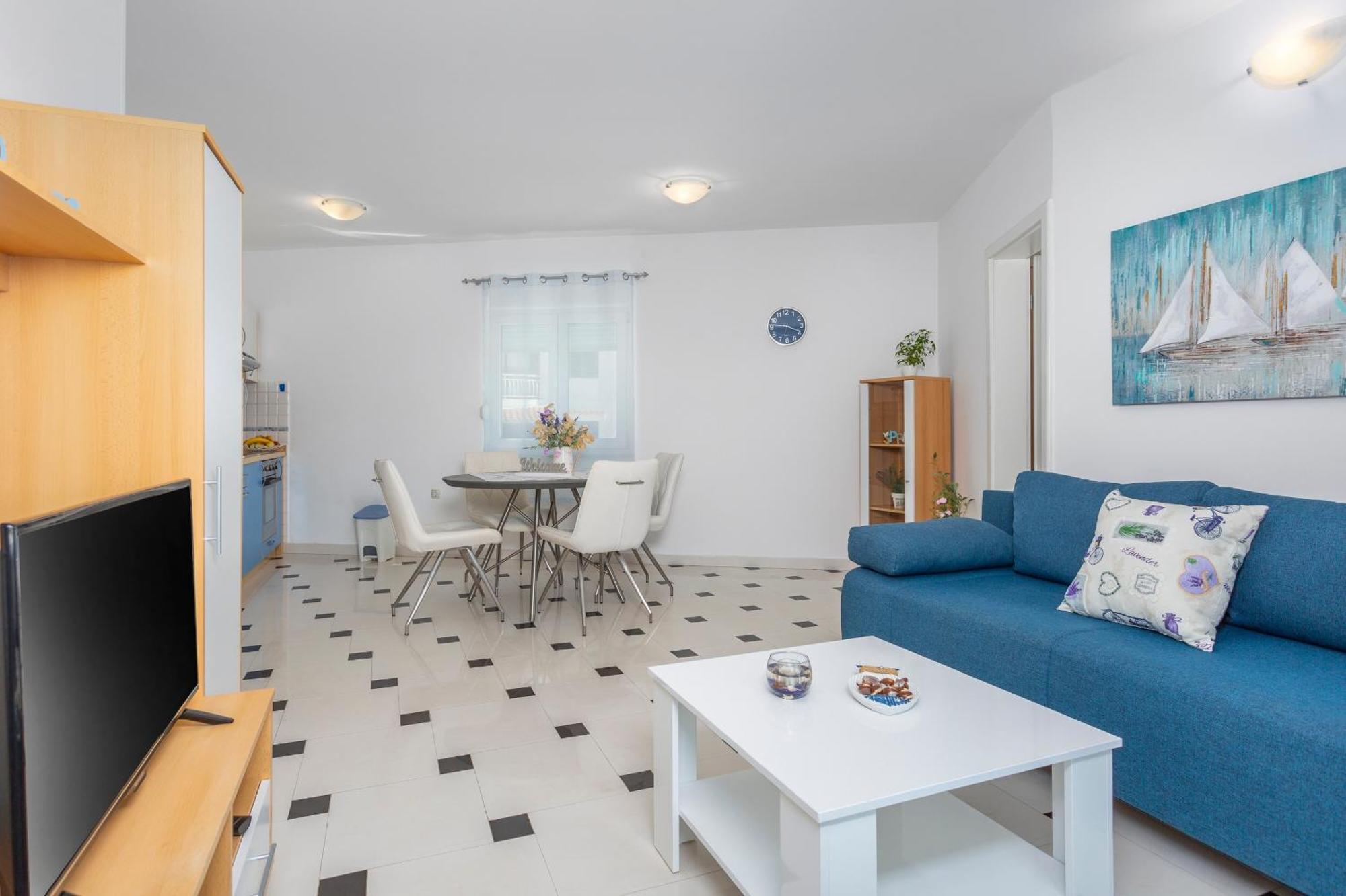 Apartments By The Sea Njivice, Krk - 5296 חדר תמונה